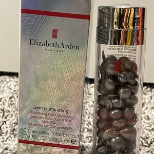 Elizabeth Arden Skin Illuminating Night Capsules